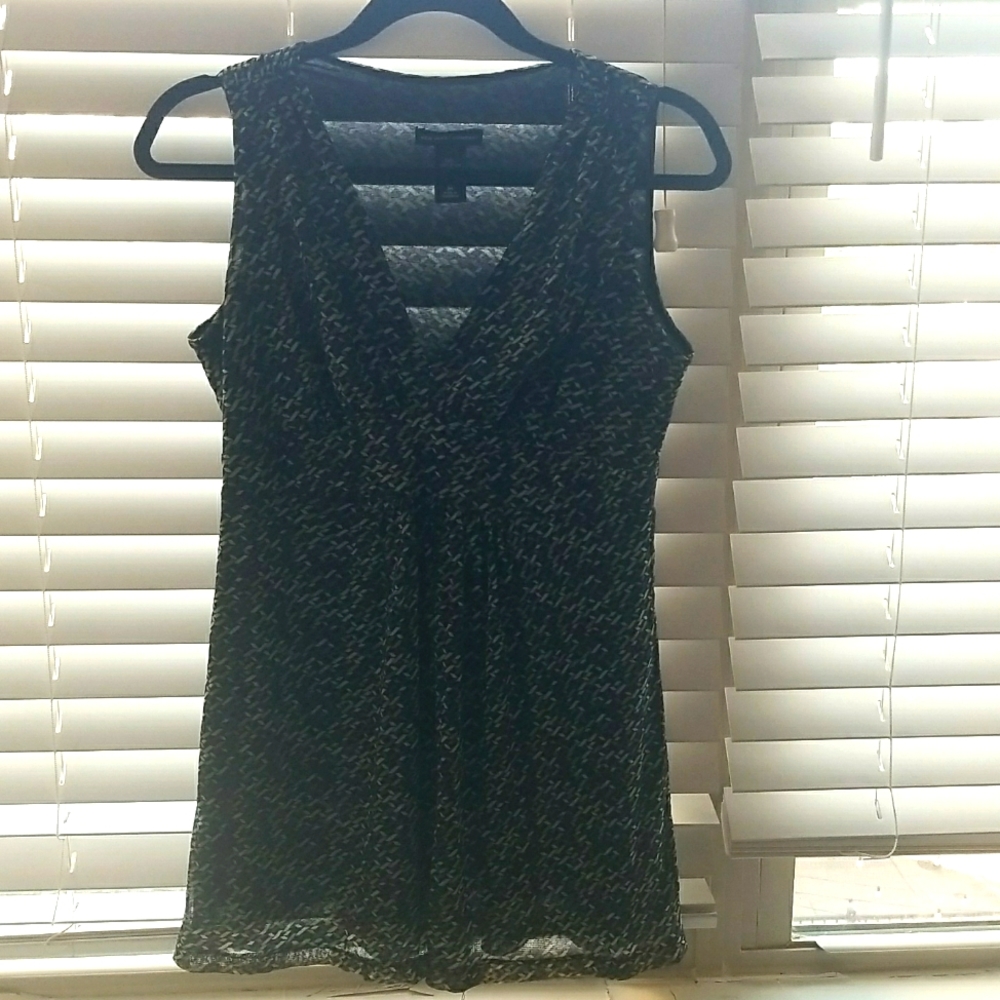 Tunic shirt with wide shoulder straps